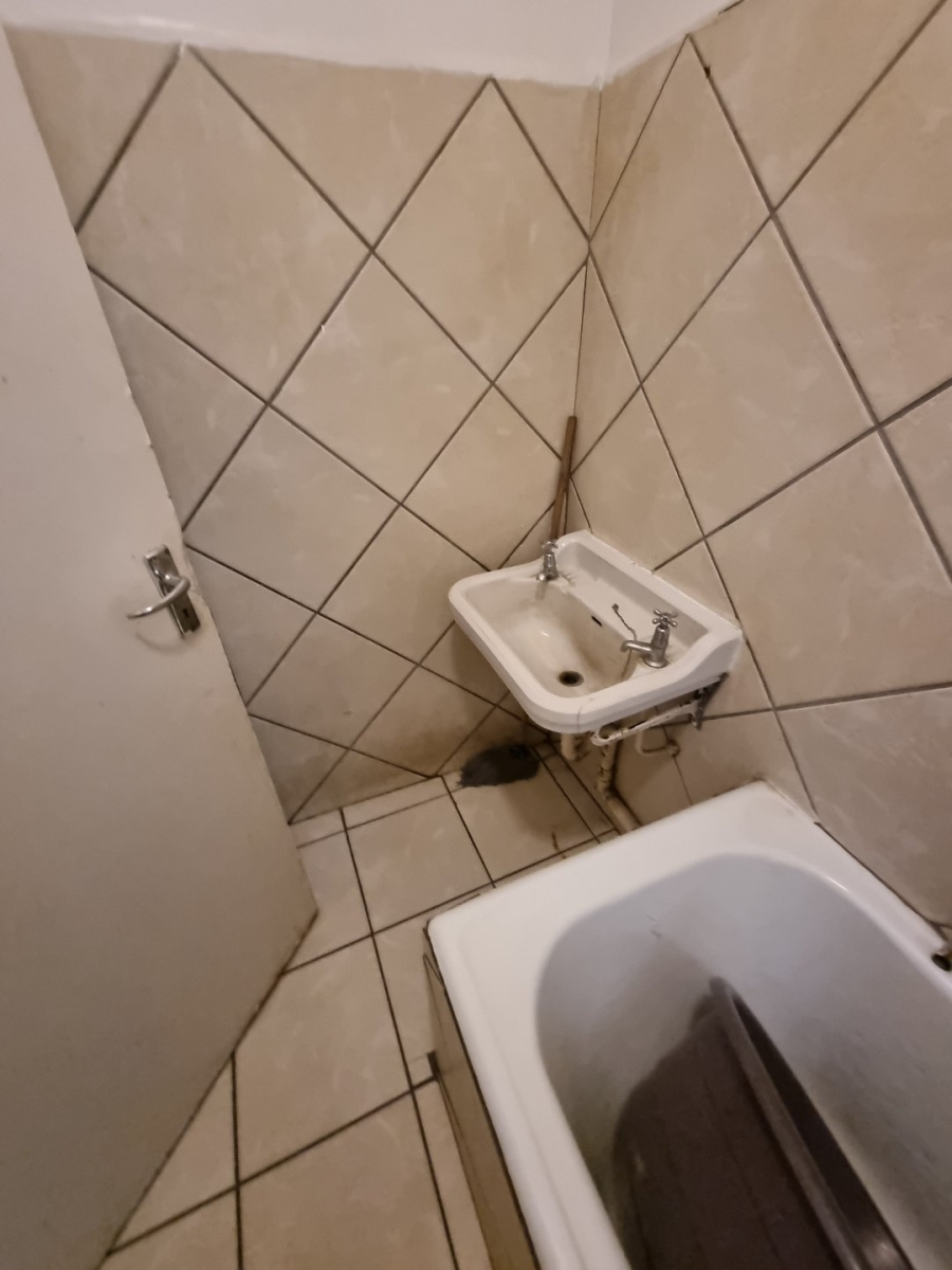 2 Bedroom Property for Sale in Bloemfontein Free State